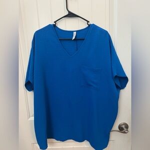 Zenana Outfitters Bright Blue V-Neck women’s shirt. Size small oversized - D
